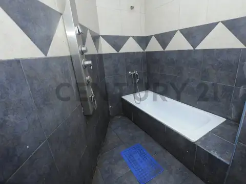 CASA EN VENTA 3 AMBIENTES, BANFIELD