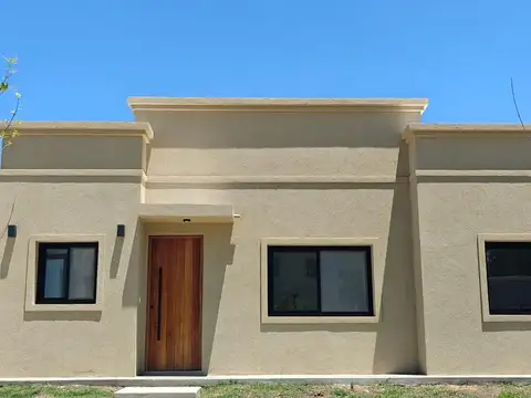 Casa en venta con pileta en San Pablo Pilar