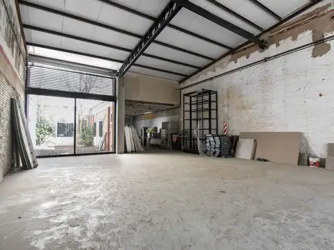 Alquiler local comercial con patio en villa crespo