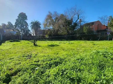 VENTA IMPORTANTE, LOTE 350m2 APTO EMPRENDIMIENTO!