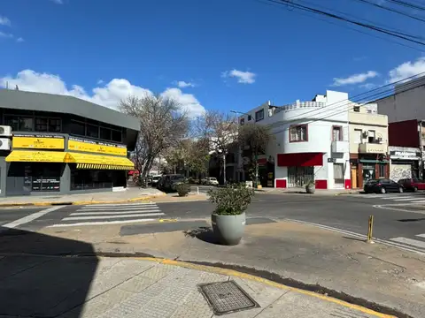 Local en alquiler en Villa Crespo.  Dueño directo