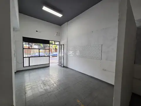 Local en Alquiler en Centro, $ 700.000