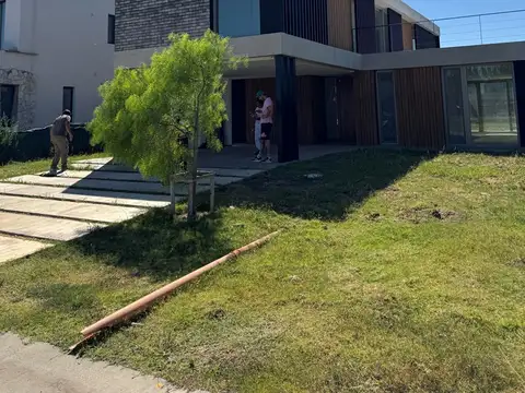 Casa  en Venta en Laguna Grande, Villanueva, Tigre