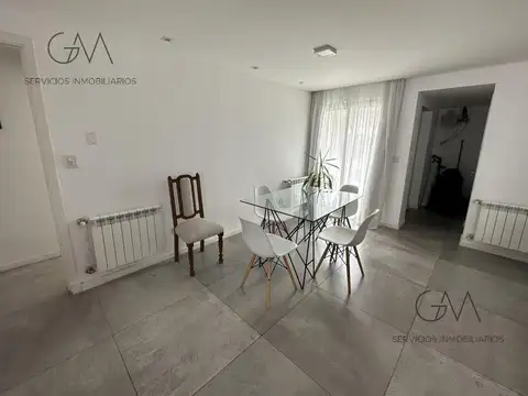 Casa en Alquiler Temporal con 1 cochera