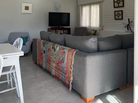 Casa en venta 8 ambientes en Zona 5 Miramar
