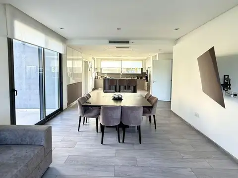 Casa en Alquiler al Este