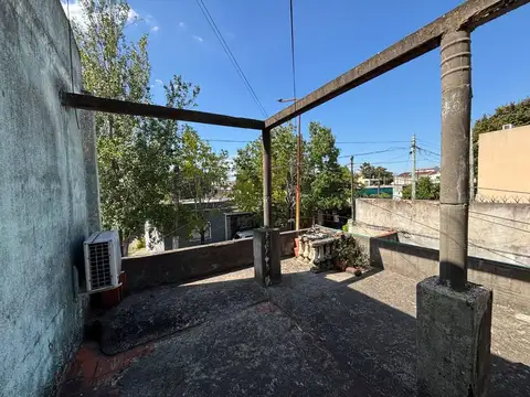 Depto Tipo Casa en Venta de 4 ambientes