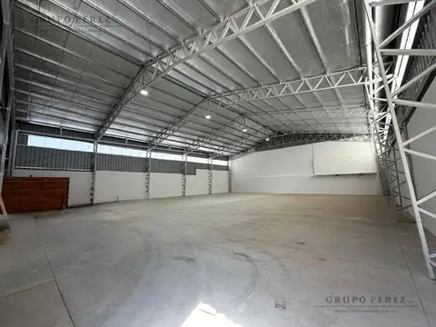 Depósito Galpon 580 m2 cubiertos Quilmes Alquiler
