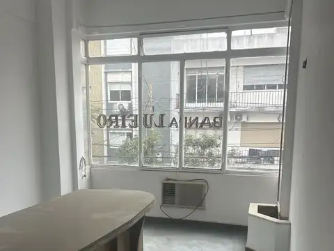 Oficina en Venta en Lanus Oeste, USD 90.000