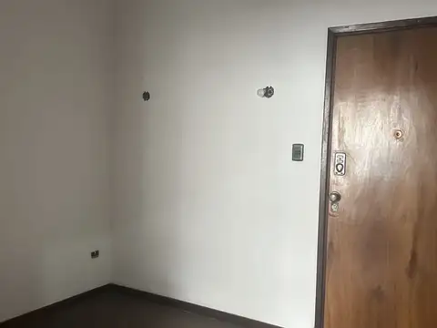 Oficina en Venta en Lanus Oeste, USD 90.000