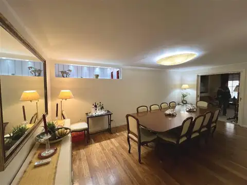 Departamento 6 ambientes con 2 baños