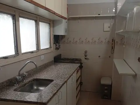 Departamento 2 amb. con balcón.