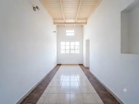 PH de un dormitorio en centro de V. Mitre