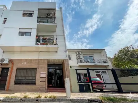 Departamento 2 ambientes Alquiler - Olivos-Maipu/Uzal