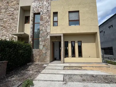 Casa  en Venta en La Josefina, Villa Rosa, Pilar