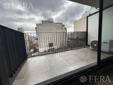 Venta departamento 2 ambientes con balcón en San Cristobal