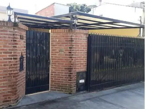 Casa en Venta en Villa Luzuriaga, USD 179.000