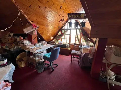Casa en Venta con 4 cocheras