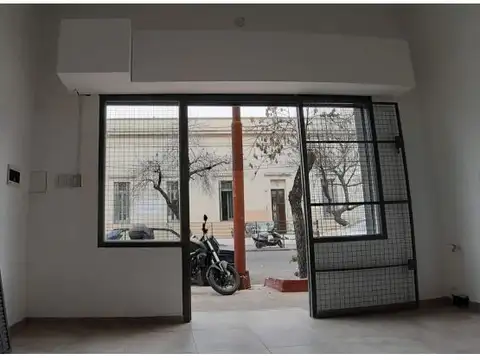 A solo 3 cuadras de Av. San Martín