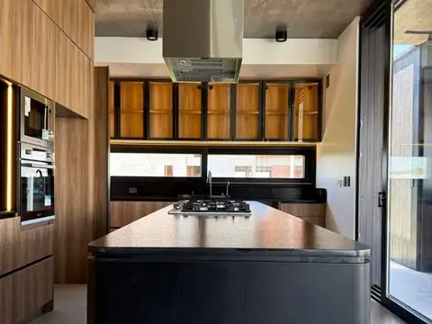 Casa en Venta al Oeste