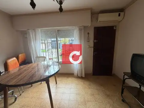 Depto Tipo Casa en Venta en Tolosa, USD 55.000