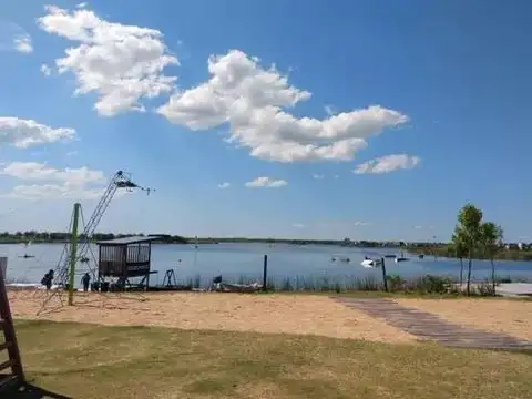 Terreno en Venta 20  mts Frente