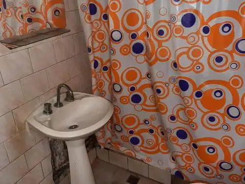 Casa en Venta en Castelar, USD 57.000