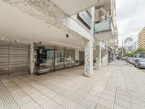 Cochera en Venta de 45  mts largo x 25  mts ancho