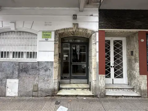 Sarmiento 4600