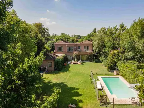 VENTA CASA 6 AMB/PILETA LOTE 1300M ING MASCHWITZ