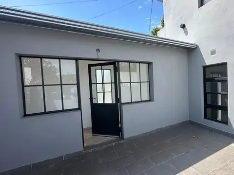 Depto Tipo Casa 4 ambientes con 2 baños