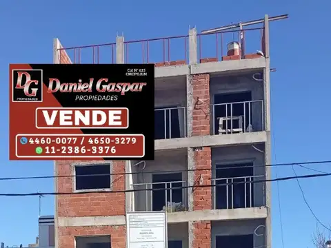 VENTA ESPECIAL – DEPTO. 2 AMB. C/COCHERA – UBICACIÓN IDEAL