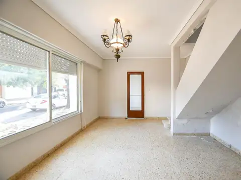 Depto Tipo Casa en Alquiler en La Plata, USD 800