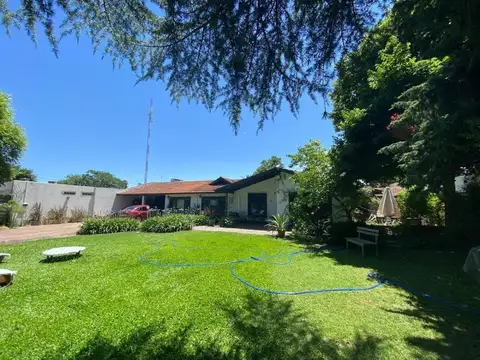 Casa en Venta con 1 cochera