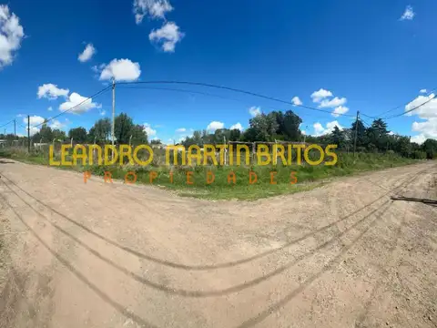 Terreno en Venta en Francisco Alvarez, USD 40.000