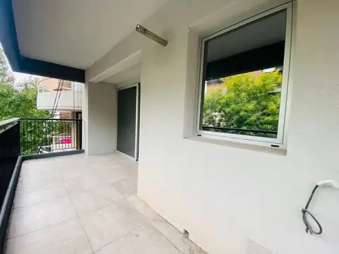 Departamento en Alquiler con 1 cocheras