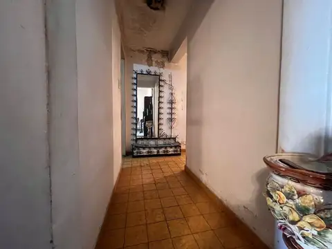 Casa en Venta con 5 cocheras