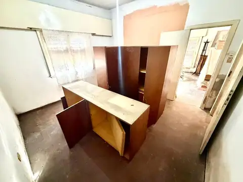 Casa en Venta en Castelar Sur, USD 68.000