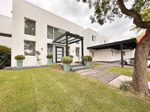 Casa  en Venta en Santa Barbara, Tigre, G.B.A. Zona Norte