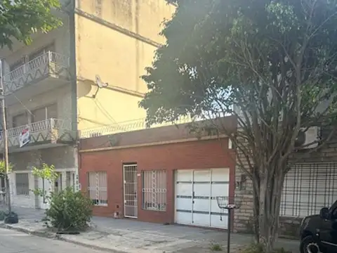 Caseros Casa en lote propio