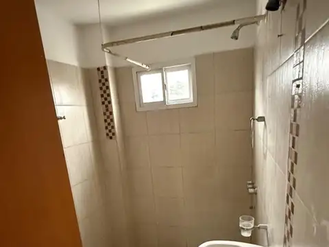 Departamento en Alquiler en Haedo, $ 550.000