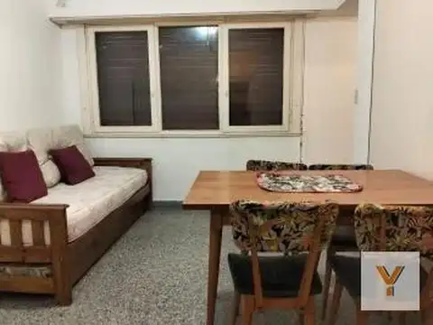 Falucho e/ Buenos Aires y Entre Rios
