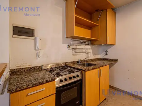 Colpayo 600 monoambiente en Caballito baño completo