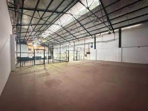 Galpon en Alquiler en Barracas, USD 8.500