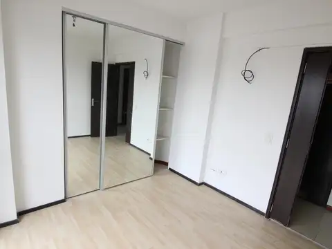 Excelente Semipiso  4 ambientes  en Olivos