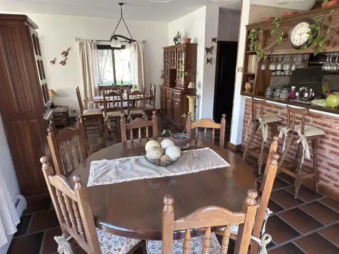 Casa en Alquiler de 4 dormitorios