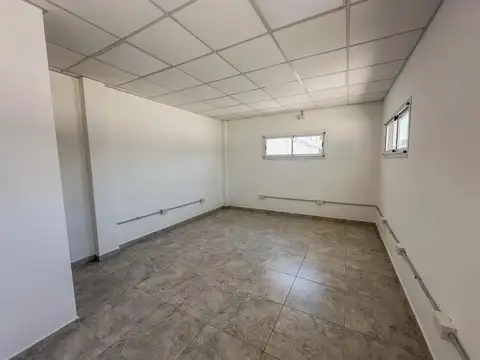 ALQUILER - GALPON - DEPOSITO - NAVE INDUSTRIAL - 547 m2 - QUILMES - AUTOPISTA BUENOS AIRES LA PLATA