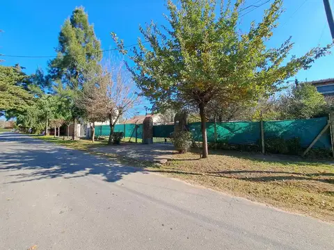 Casa en Venta en Paso del Rey, USD 83.000