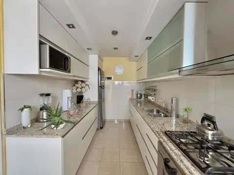 PISO 4 AMBIENTES CON BALCON ALMAGRO