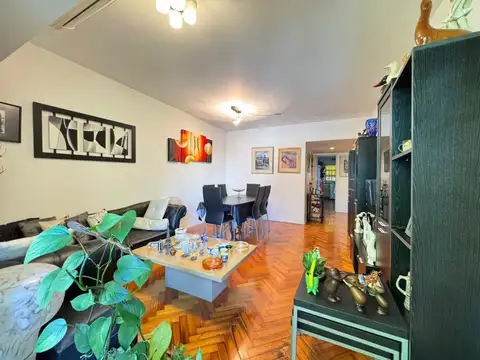 Amplio 3 Ambientes con Balcon y muy luminoso